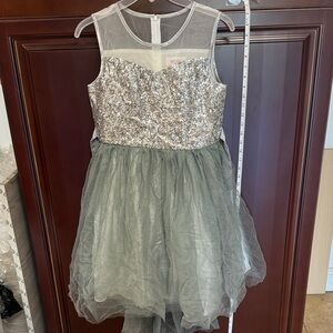 Sleeveless Big Girls size 14 Silver Sparkling Sequin Tulle flower girl Dress